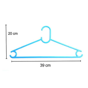 Plastic clothes hanger set