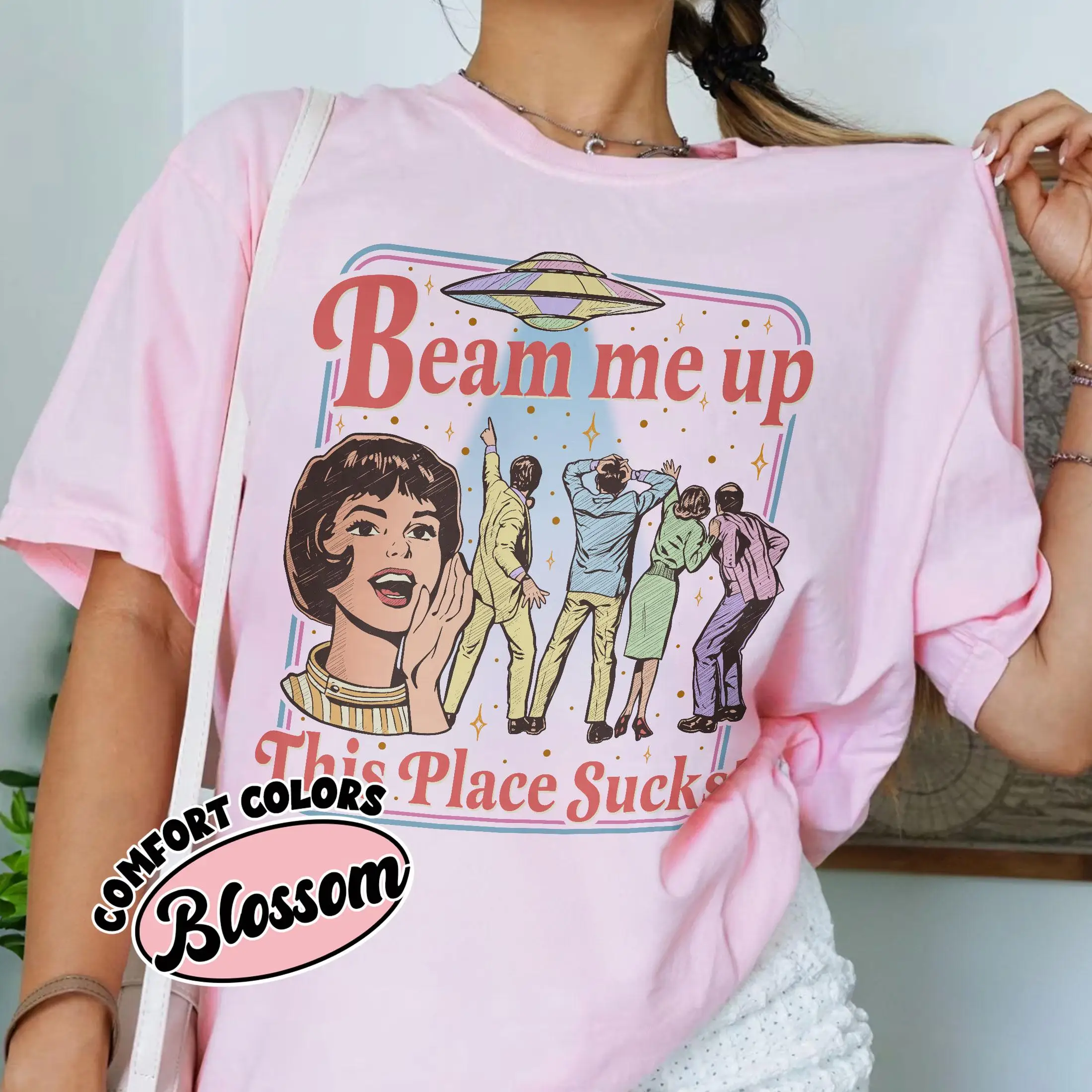 Fun Slogan 'Beam Me Up This Place Sucks' Retro Ufo Crowd Print Funny Sci-Fi Style' Loose Short Sleeved Women'S T-Shirt Sf34A0A8543Aa400A8F61B23472E11304A Fun Slogan 'Beam Me Up This Place Sucks' Retro Ufo Crowd Print Funny Sci-Fi Style' Loose Short Sleeved Women'S T-Shirt - Image 3